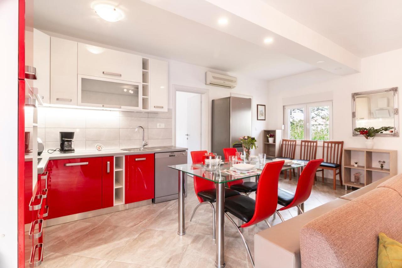 Apartman Gabrijela Spalato Esterno foto